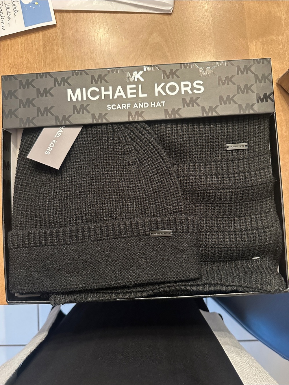 NWT Michael Kors Men’s Black Knit Scarf and Hat Set
